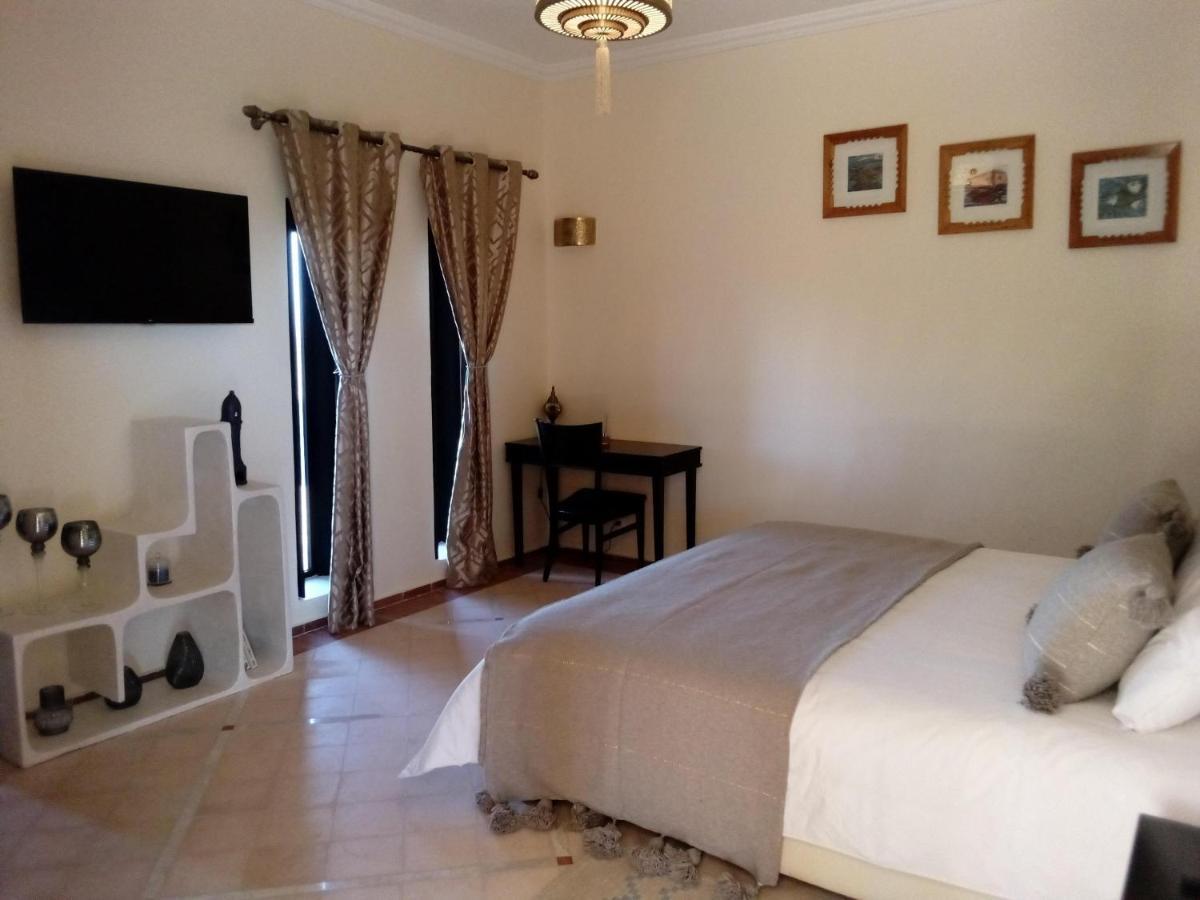 Le Petit Chateau Des Anges Ouled Bouzid Exterior foto